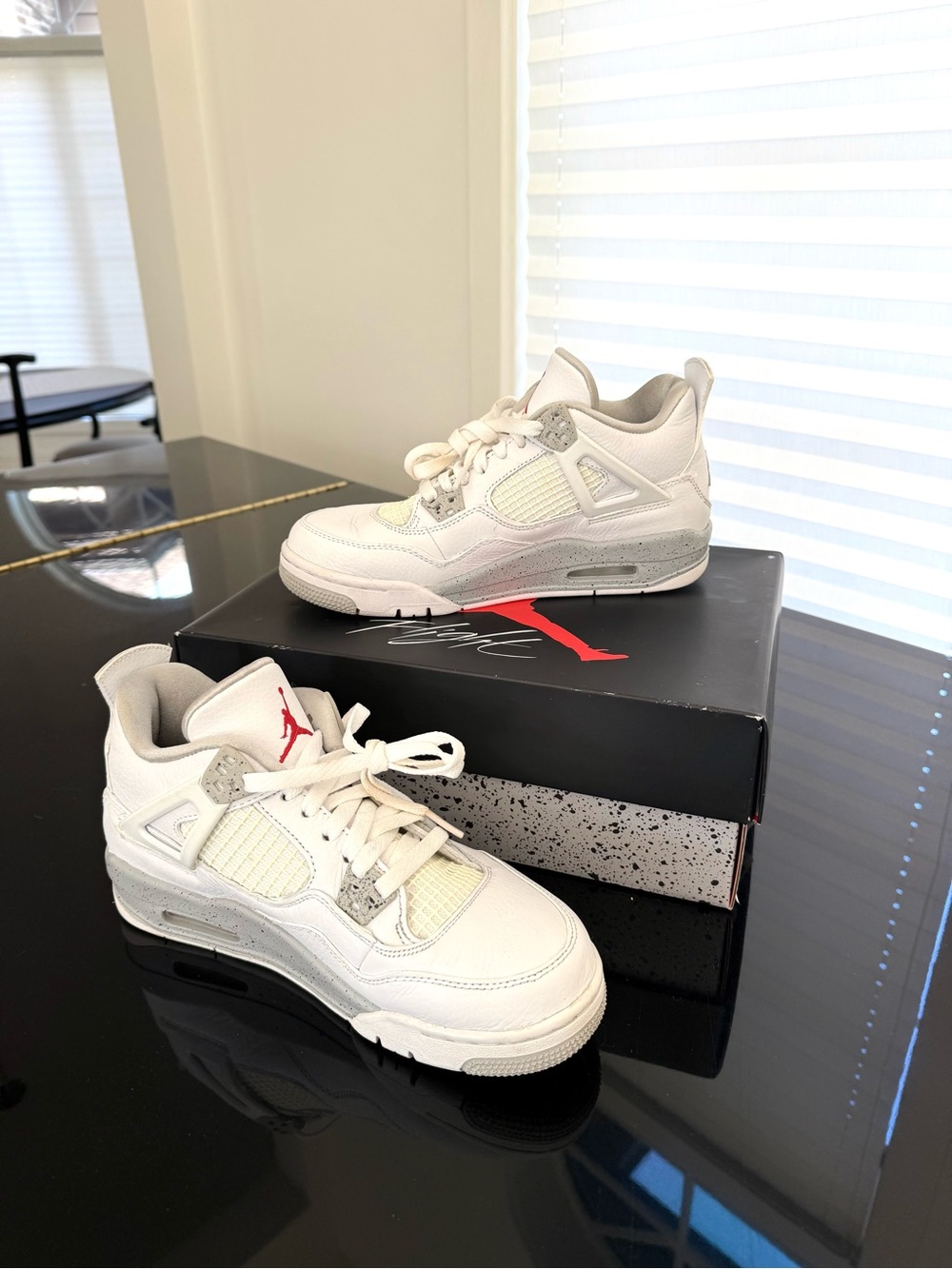 Nike Air Jordan 4 GS white Oreo 7y